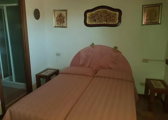 Affittacamere Al Borgo Antico Ristorante Con Bedizzole